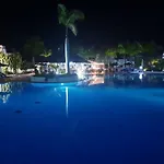 Luxury Complex Near The Sea Διαμέρισμα *
