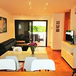 Luxury Complex Near The Sea Διαμέρισμα *