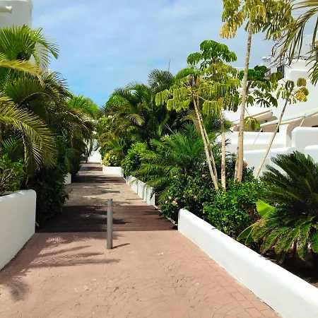 Luxury Complex Near The Sea Apartment