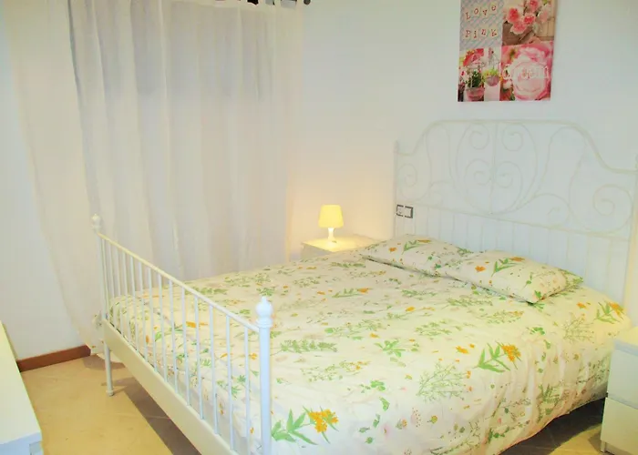 Luxury Complex Near The Sea 아데제