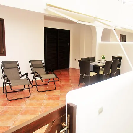 Luxury Complex Near The Sea Apartman *